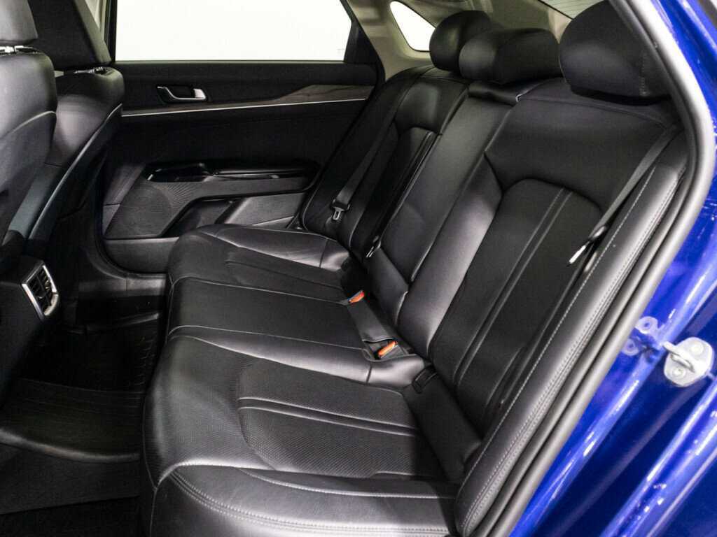 Купить Kia K5 с пробегом. Фото: #9