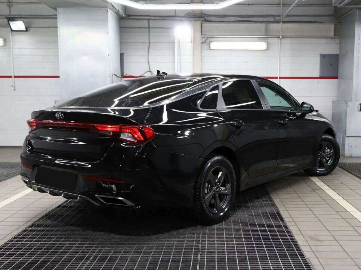 Купить Kia K5 с пробегом. Фото: #1