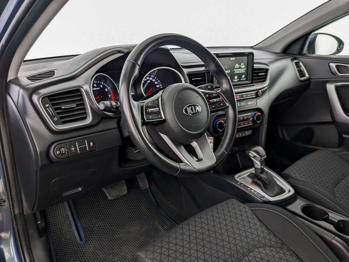 Купить Kia Ceed с пробегом. Фото: #15