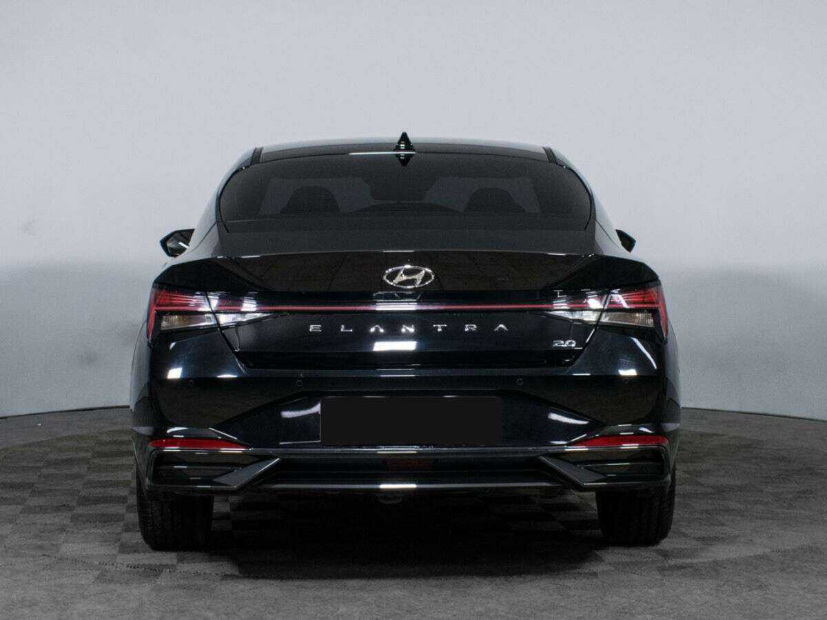 Купить Hyundai Elantra с пробегом. Фото: #5