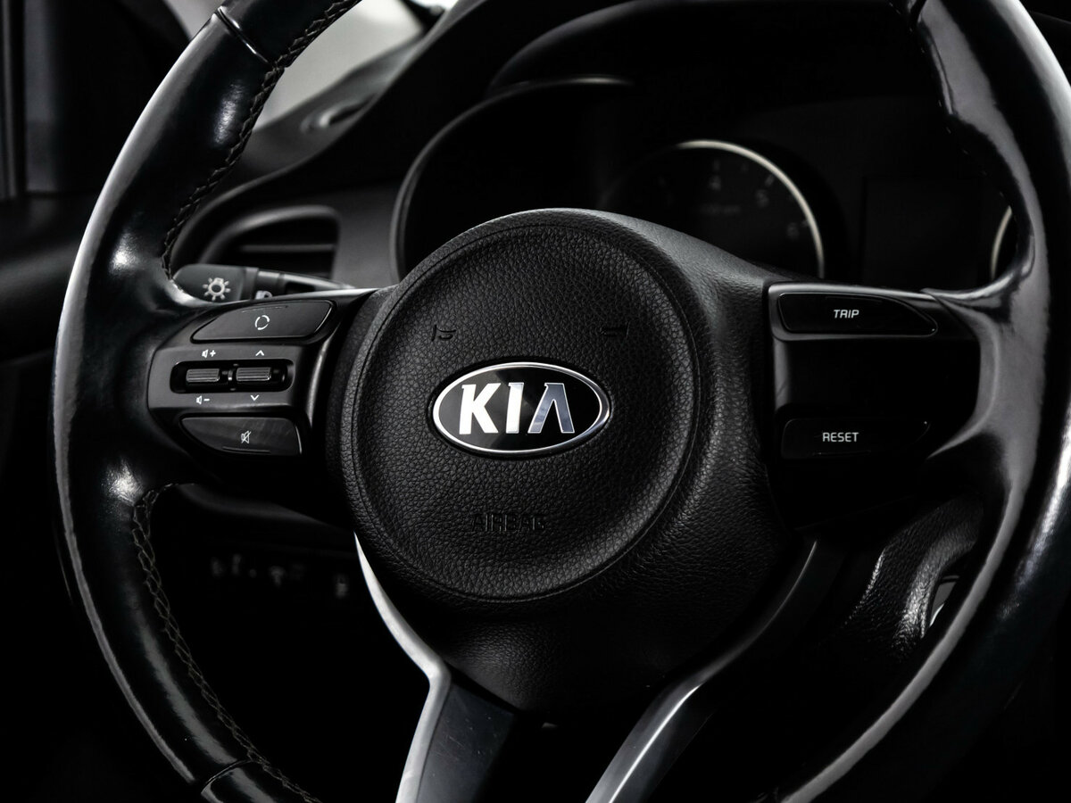 Купить Kia Rio с пробегом. Фото: #8