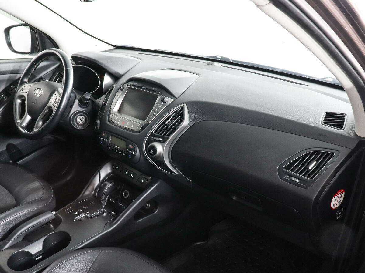 Купить Hyundai ix35 с пробегом. Фото: #9