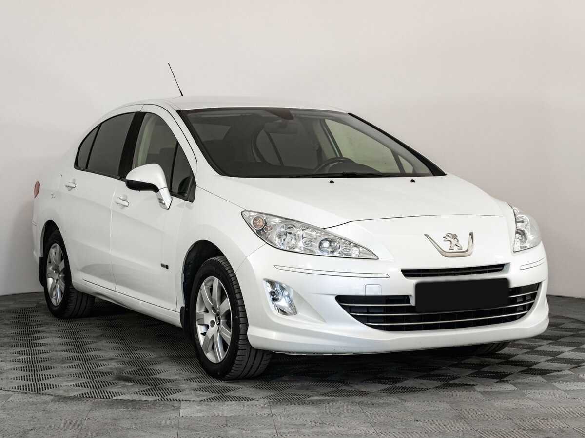 Купить Peugeot 408 с пробегом. Фото: #2