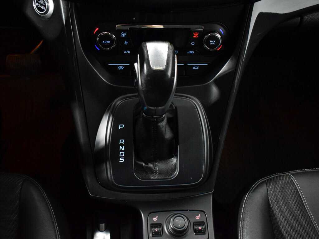 Купить Ford Kuga с пробегом. Фото: #10