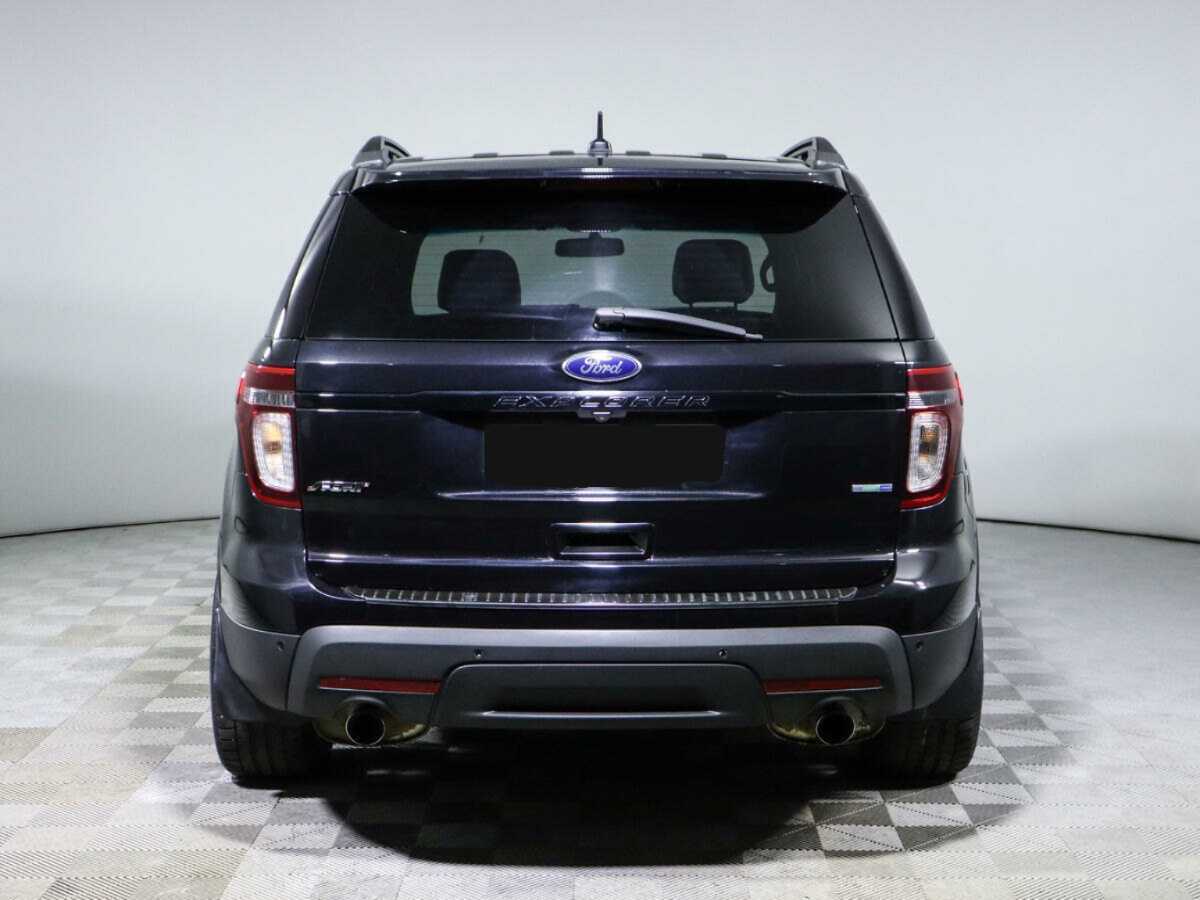 Купить Ford Explorer с пробегом. Фото: #4