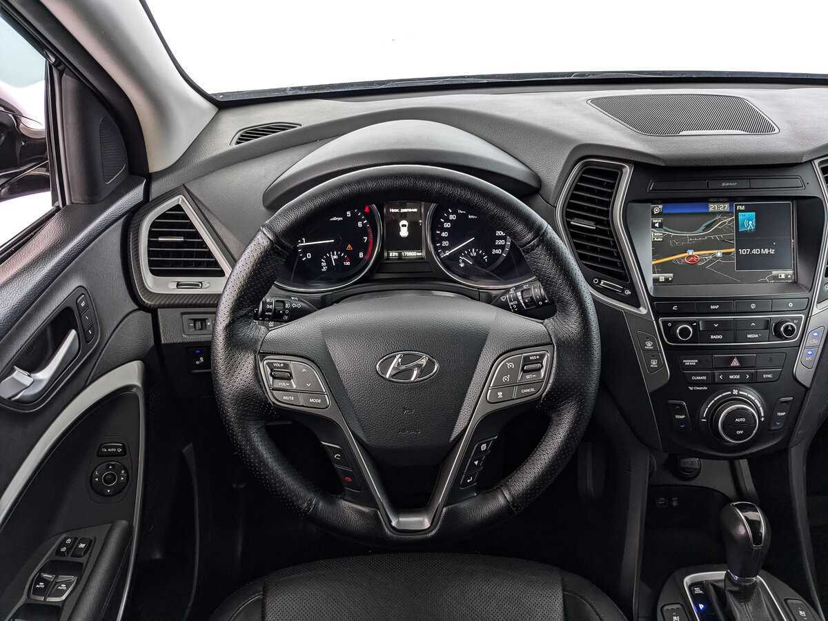 Купить Hyundai Santa Fe с пробегом. Фото: #17