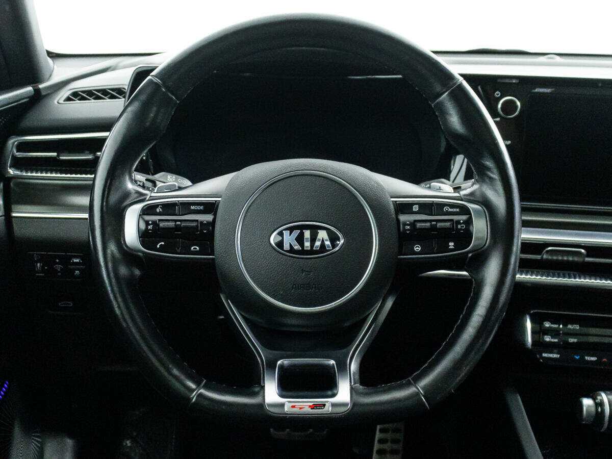 Купить Kia K5 с пробегом. Фото: #26