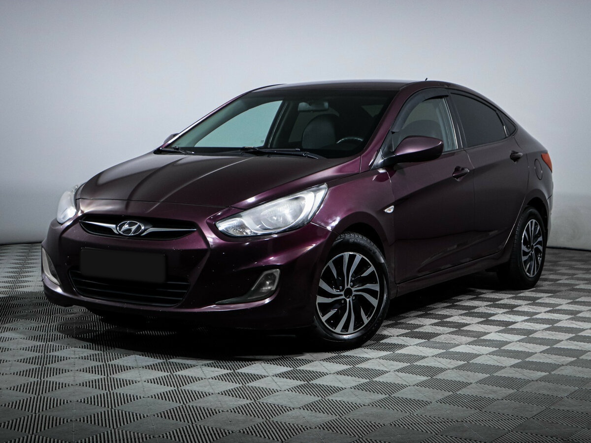 Купить Hyundai Solaris с пробегом. Посмотреть фото