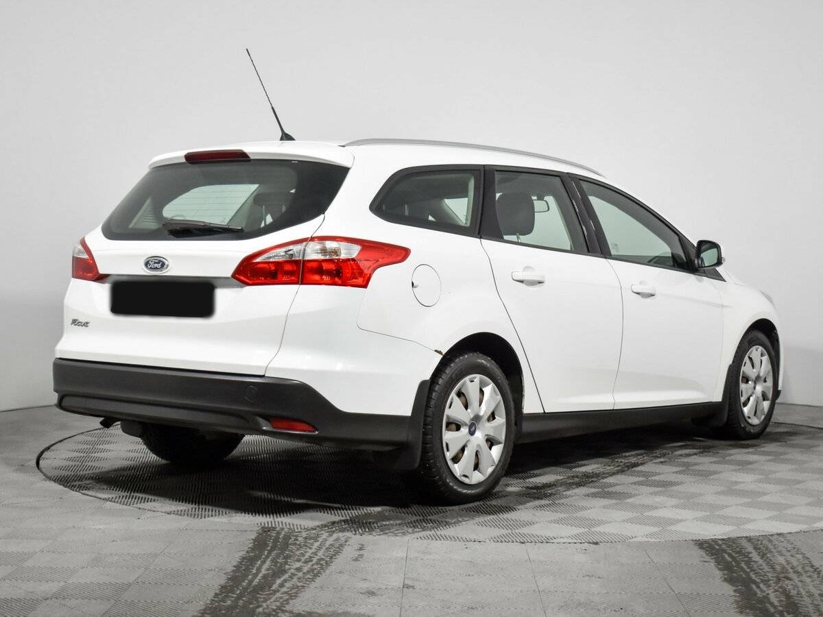 Купить Ford Focus с пробегом. Фото: #4