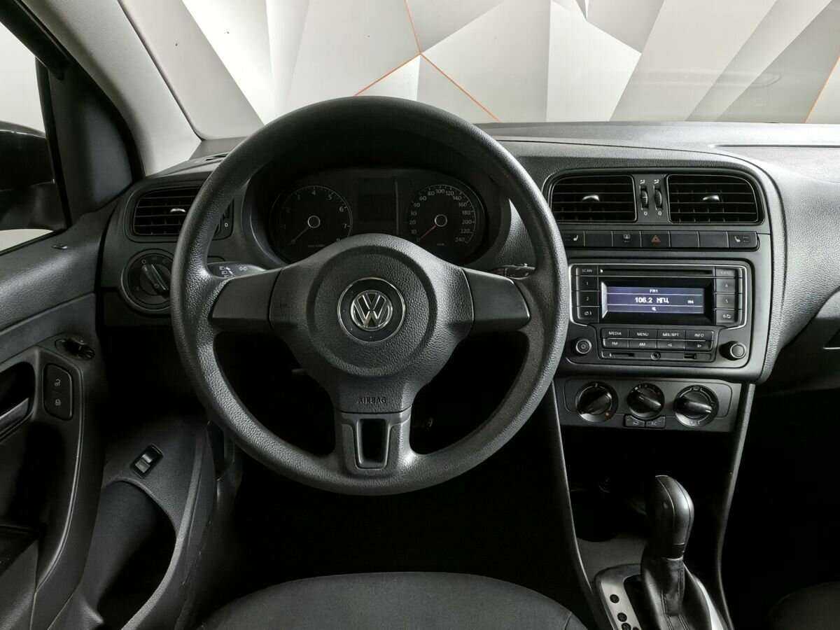 Купить Volkswagen Polo с пробегом. Фото: #14