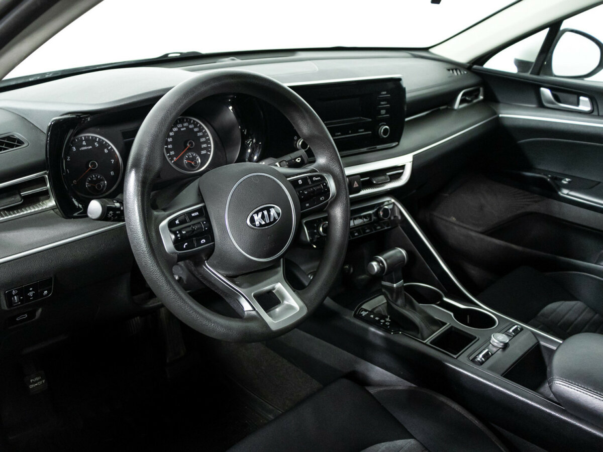 Купить Kia K5 с пробегом. Фото: #10