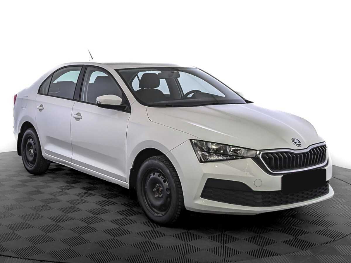Купить Skoda Rapid с пробегом. Фото: #2
