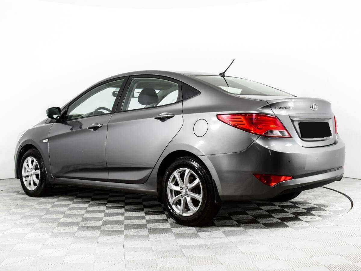 Купить Hyundai Solaris с пробегом. Фото: #6