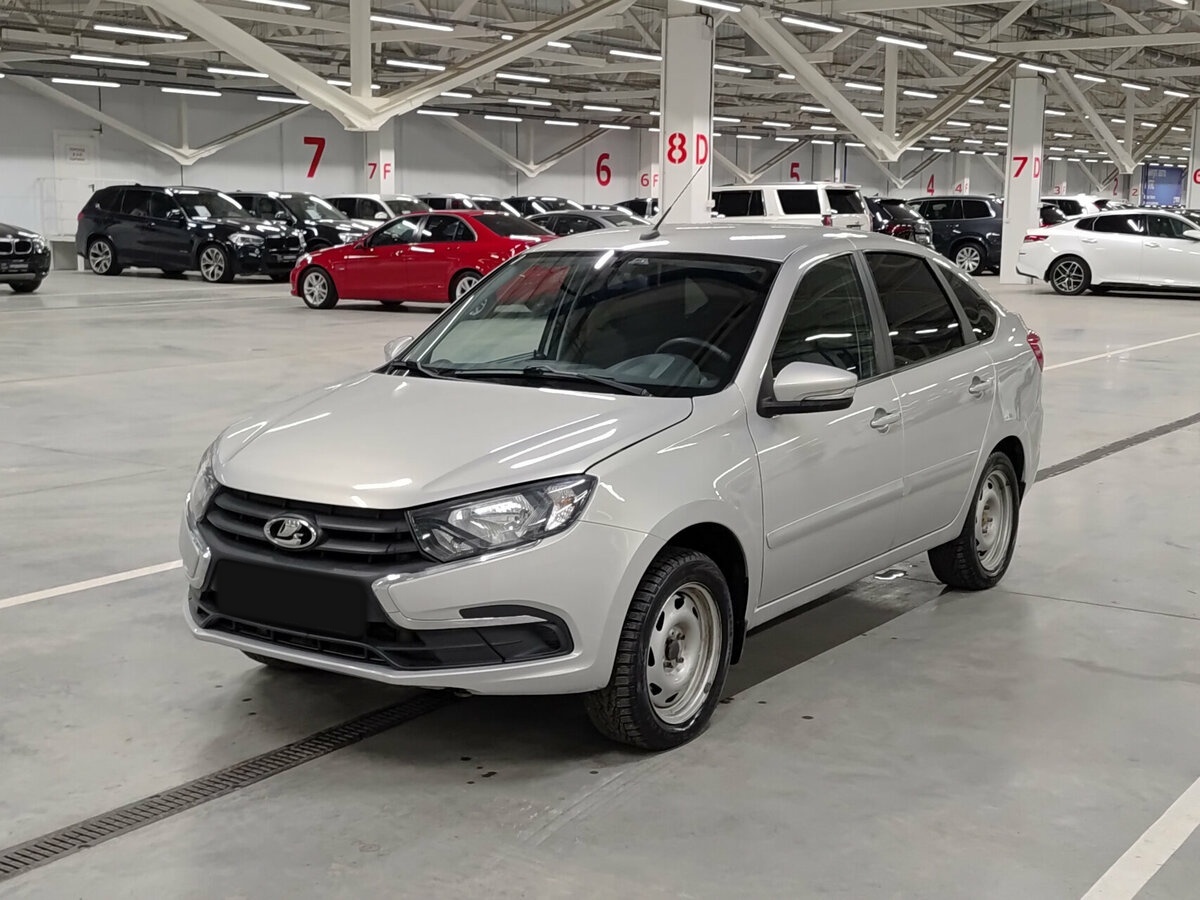 Купить Lada (ВАЗ) Granta с пробегом. Посмотреть фото