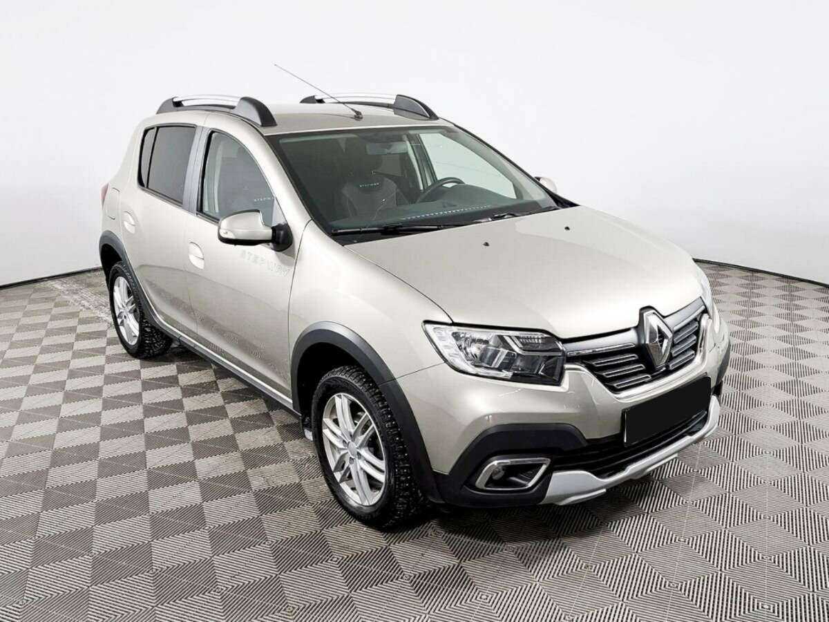 Купить Renault Sandero с пробегом. Фото: #2
