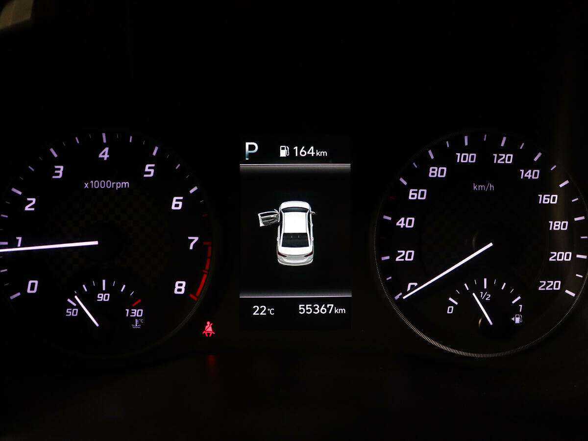 Купить Hyundai Solaris с пробегом. Фото: #9