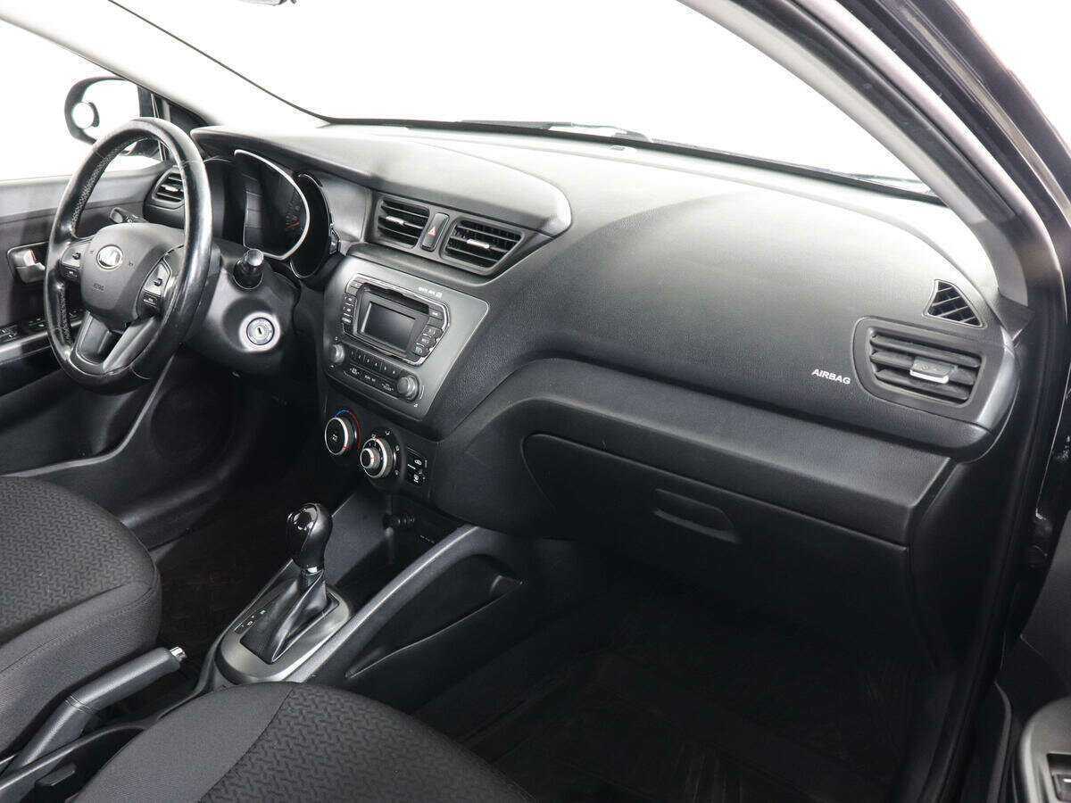 Купить Kia Rio с пробегом. Фото: #9