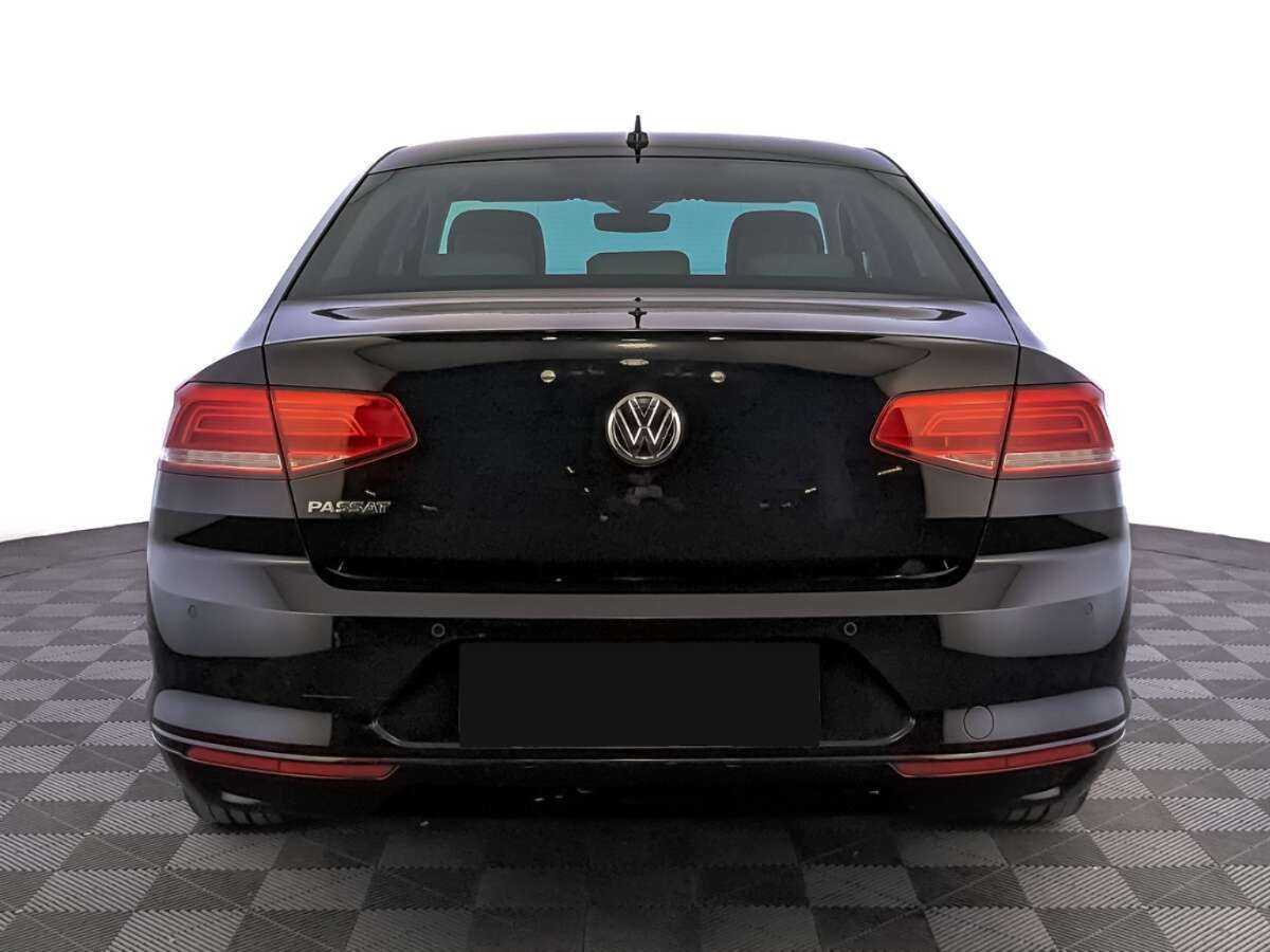 Купить Volkswagen Passat с пробегом. Фото: #5