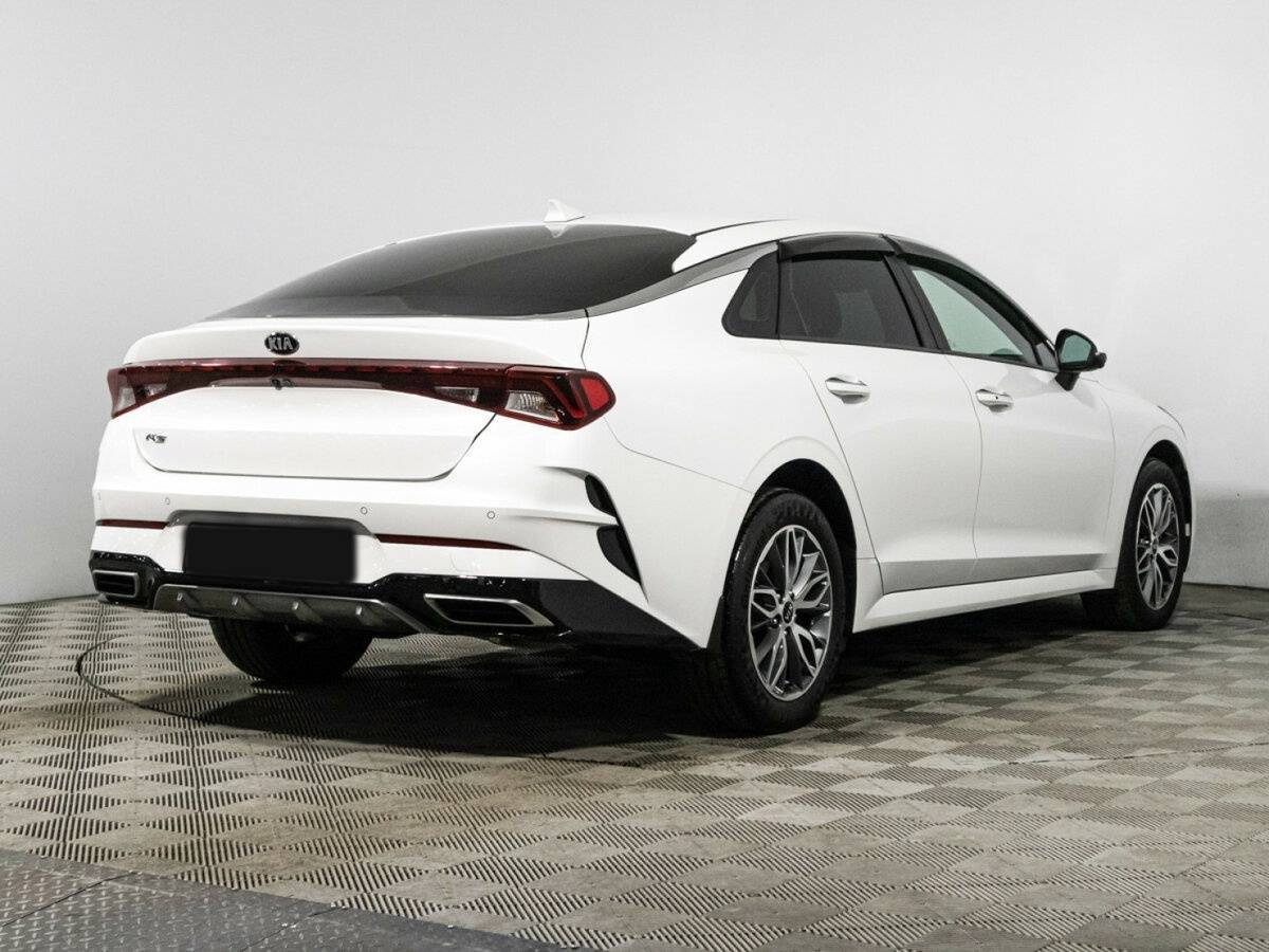 Купить Kia K5 с пробегом. Фото: #4