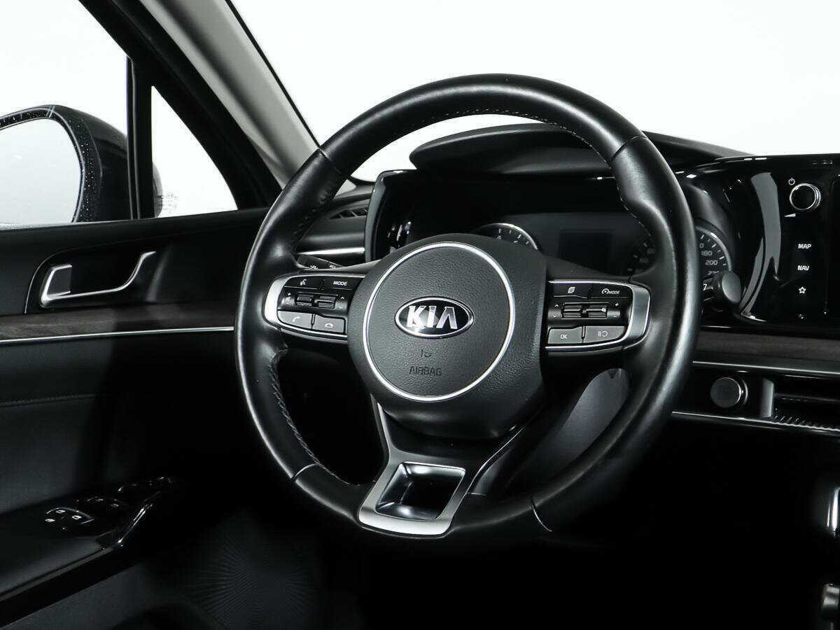Купить Kia K5 с пробегом. Фото: #13