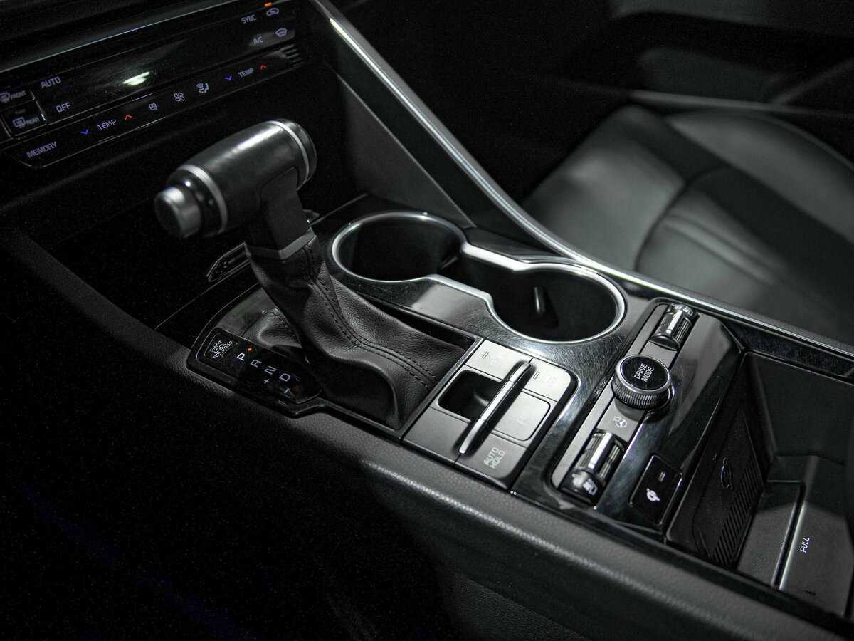 Купить Kia K5 с пробегом. Фото: #13