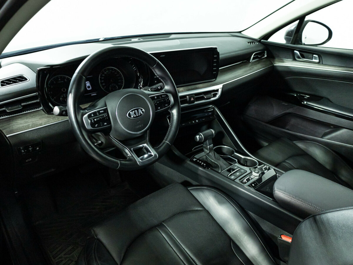 Купить Kia K5 с пробегом. Фото: #9