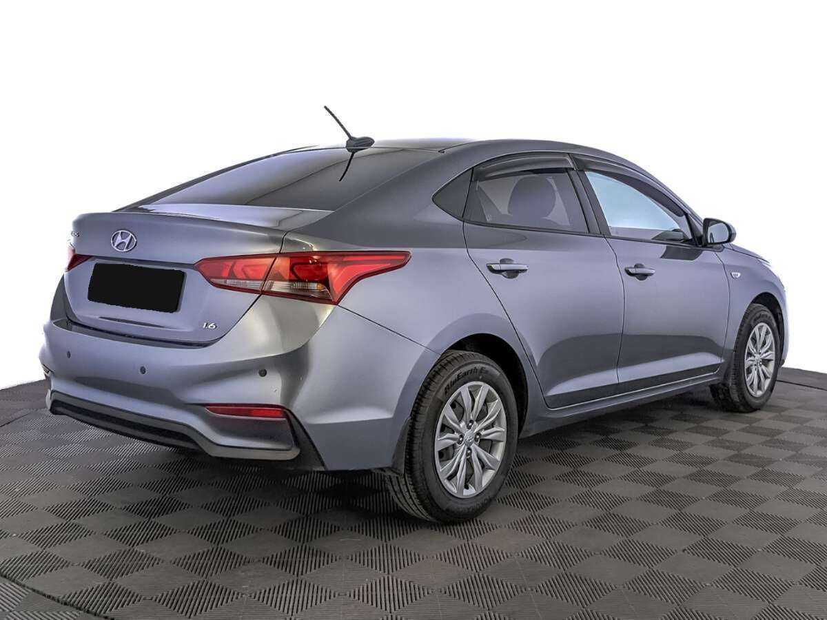 Купить Hyundai Solaris с пробегом. Фото: #4