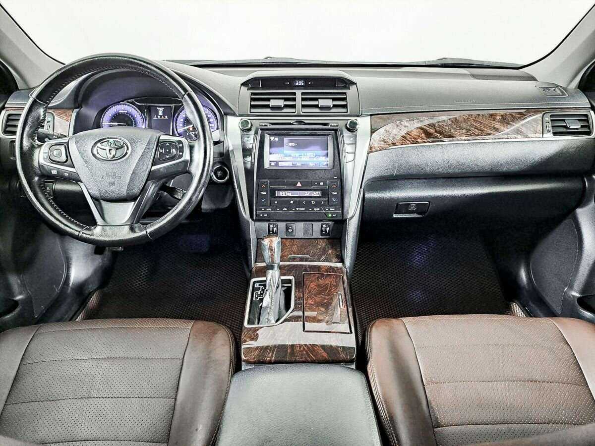 Купить Toyota Camry с пробегом. Фото: #10