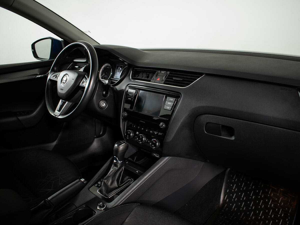 Купить Skoda Octavia с пробегом. Фото: #8