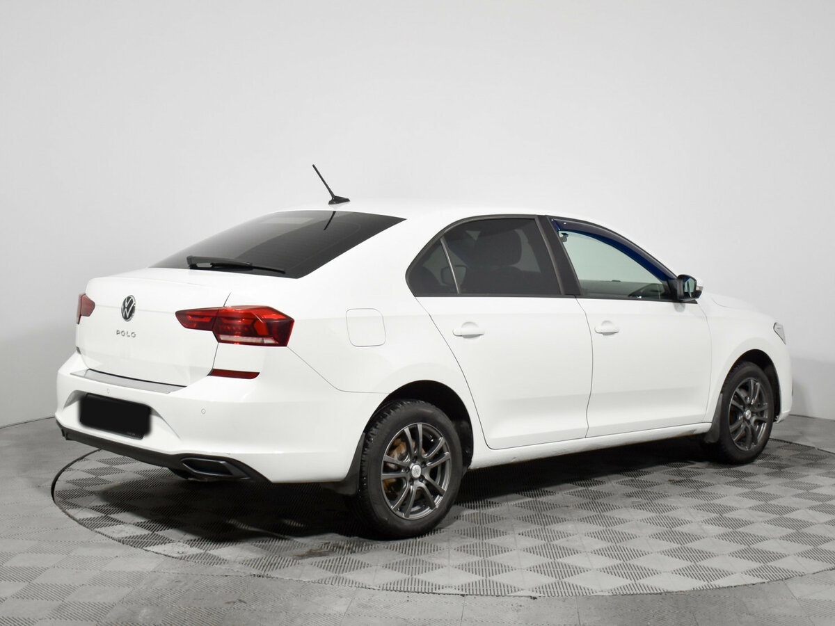 Купить Volkswagen Polo с пробегом. Фото: #4
