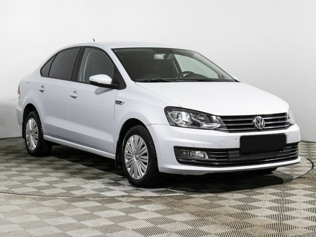 Купить Volkswagen Polo с пробегом. Фото: #2