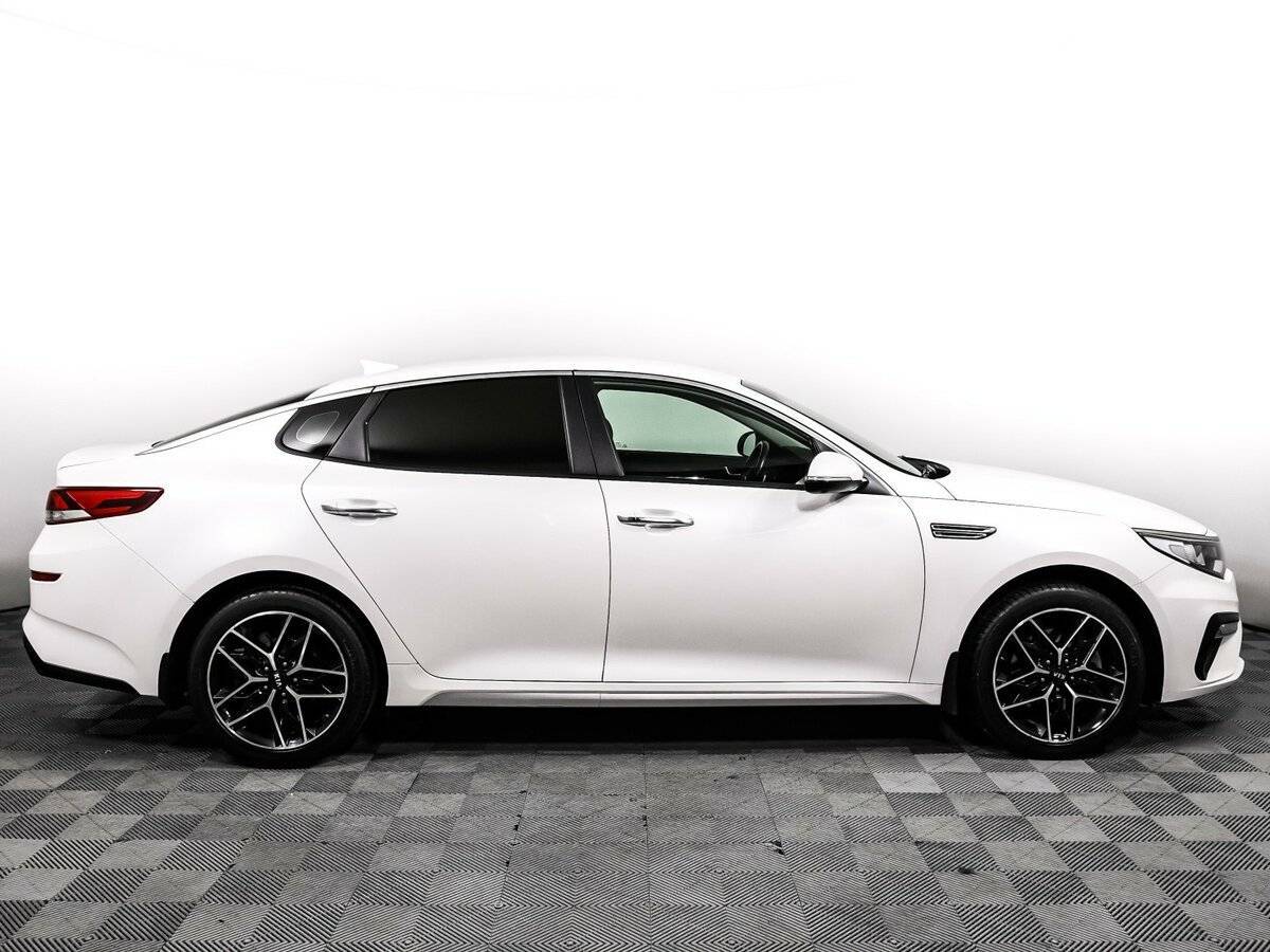 Купить Kia Optima с пробегом. Фото: #3
