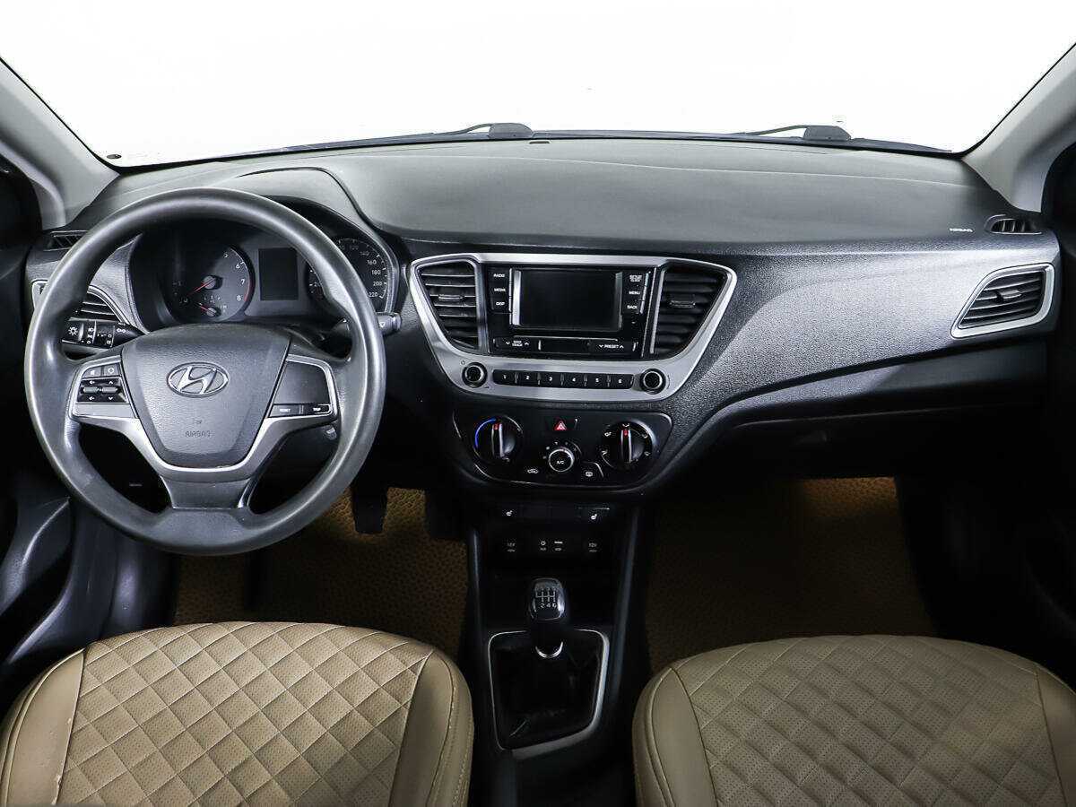 Купить Hyundai Solaris с пробегом. Фото: #10