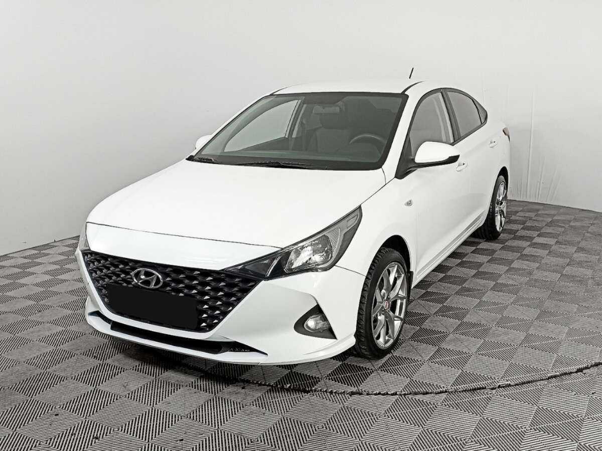 Купить Hyundai Solaris с пробегом. Посмотреть фото