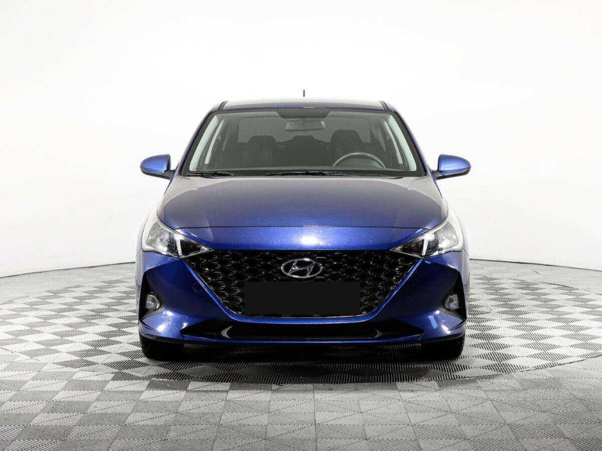 Купить Hyundai Solaris с пробегом. Фото: #1