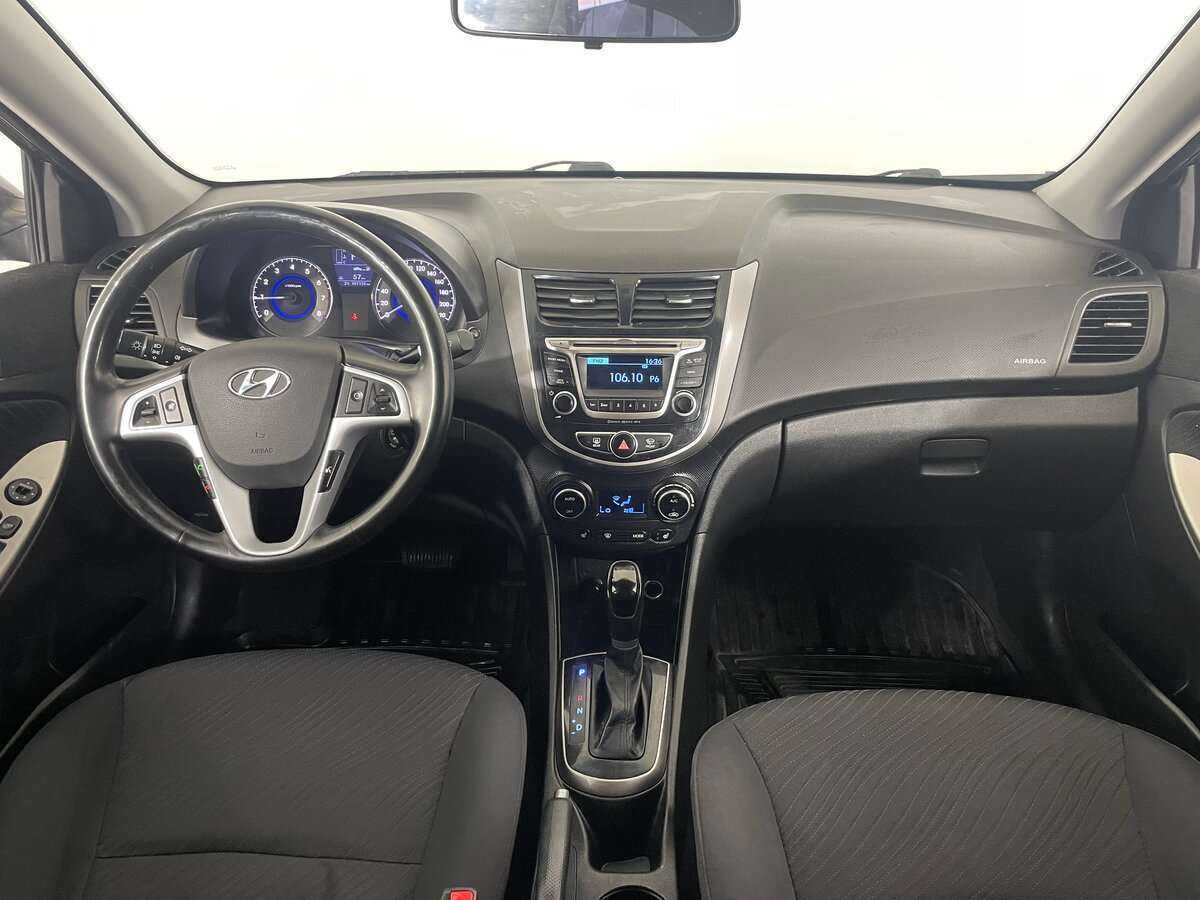 Купить Hyundai Solaris с пробегом. Фото: #8