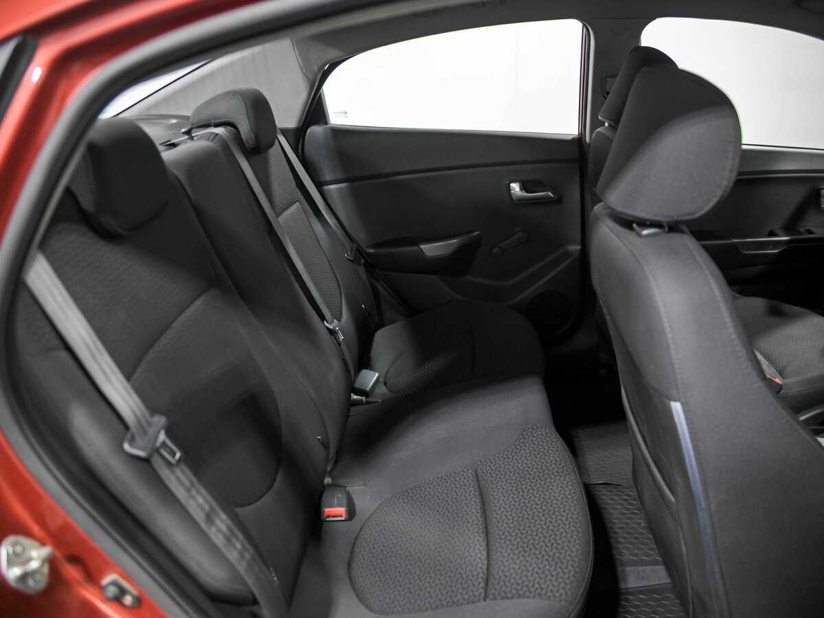 Купить Kia Rio с пробегом. Фото: #11