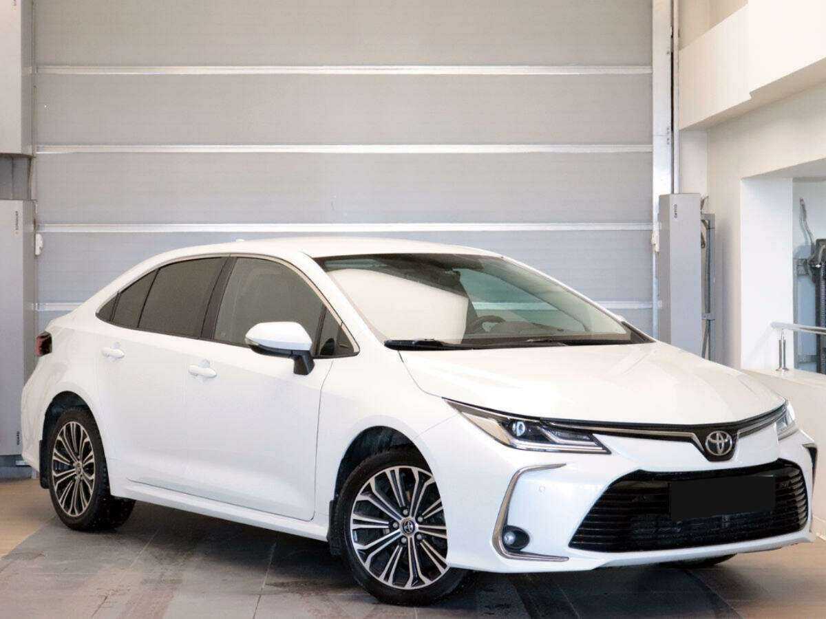 Купить Toyota Corolla с пробегом. Фото: #2