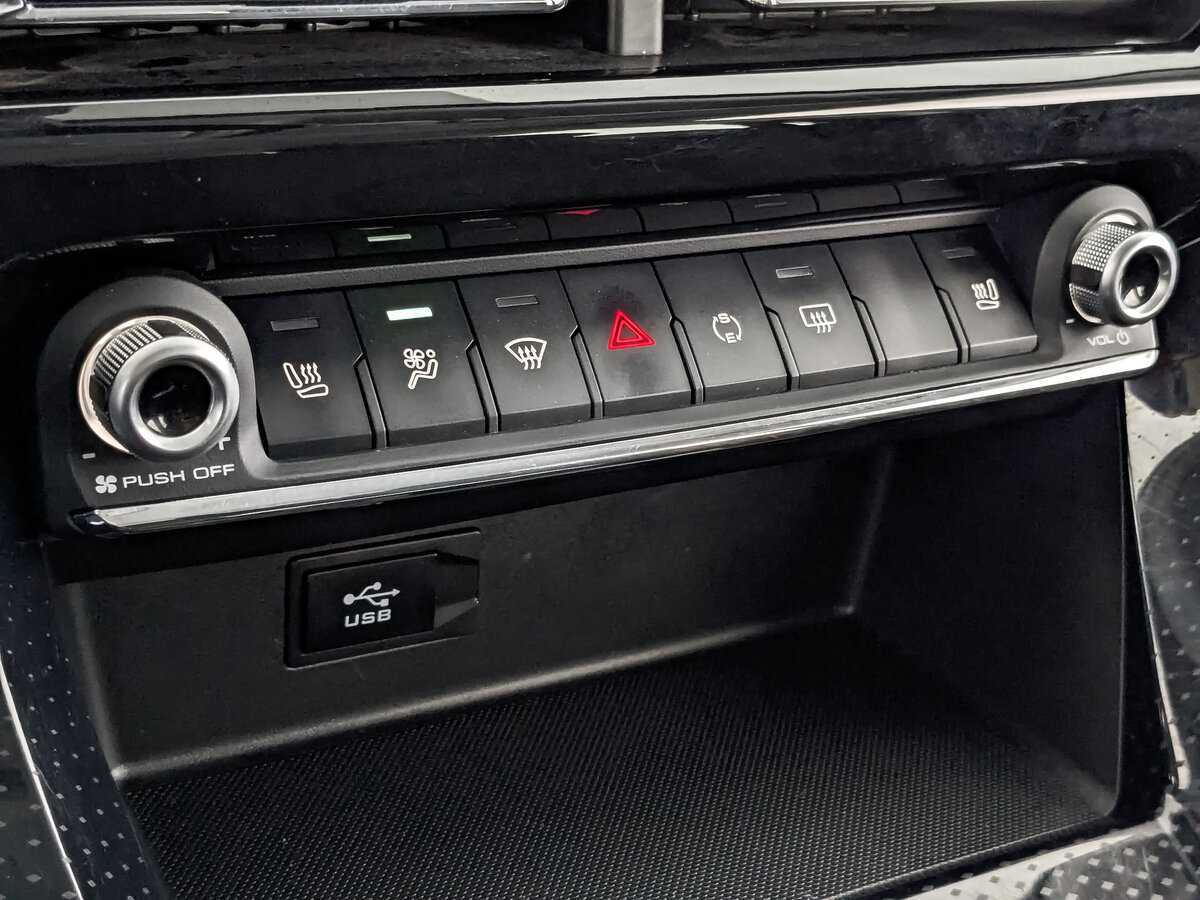 Купить Haval M6 с пробегом. Фото: #20