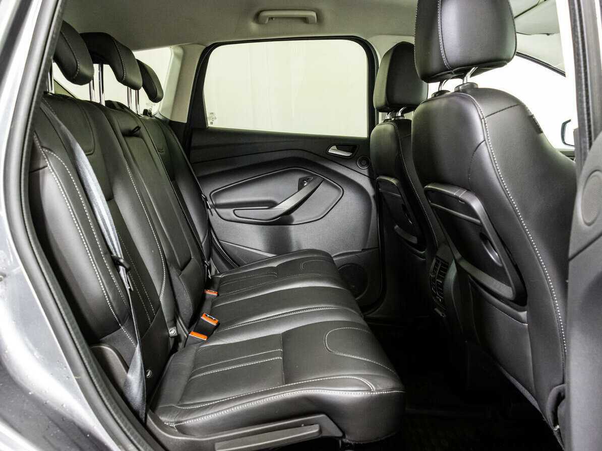 Купить Ford Kuga с пробегом. Фото: #16