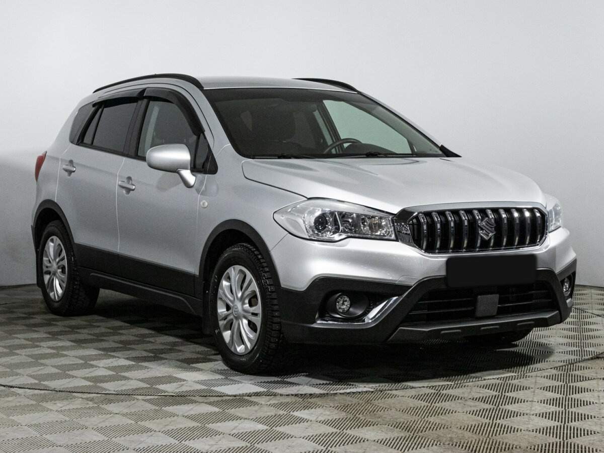 Купить Suzuki SX4 с пробегом. Фото: #2
