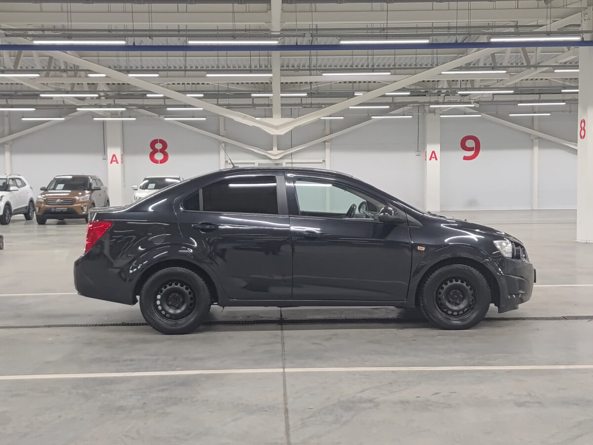Купить Chevrolet Aveo с пробегом. Фото: #3