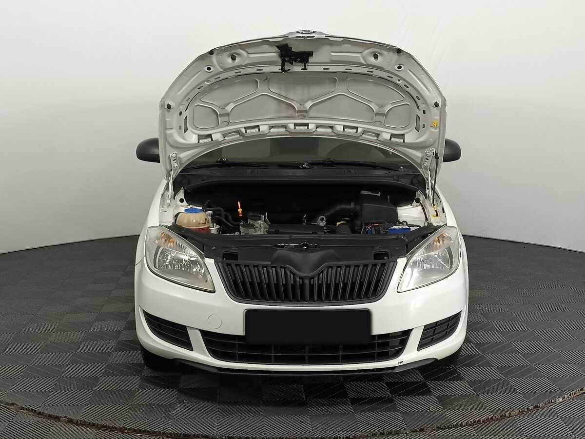 Купить Skoda Fabia с пробегом. Фото: #8