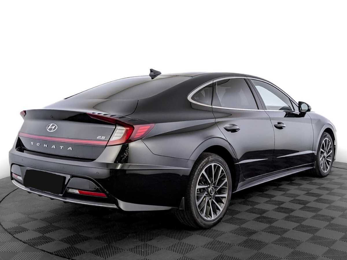 Купить Hyundai Sonata с пробегом. Фото: #4