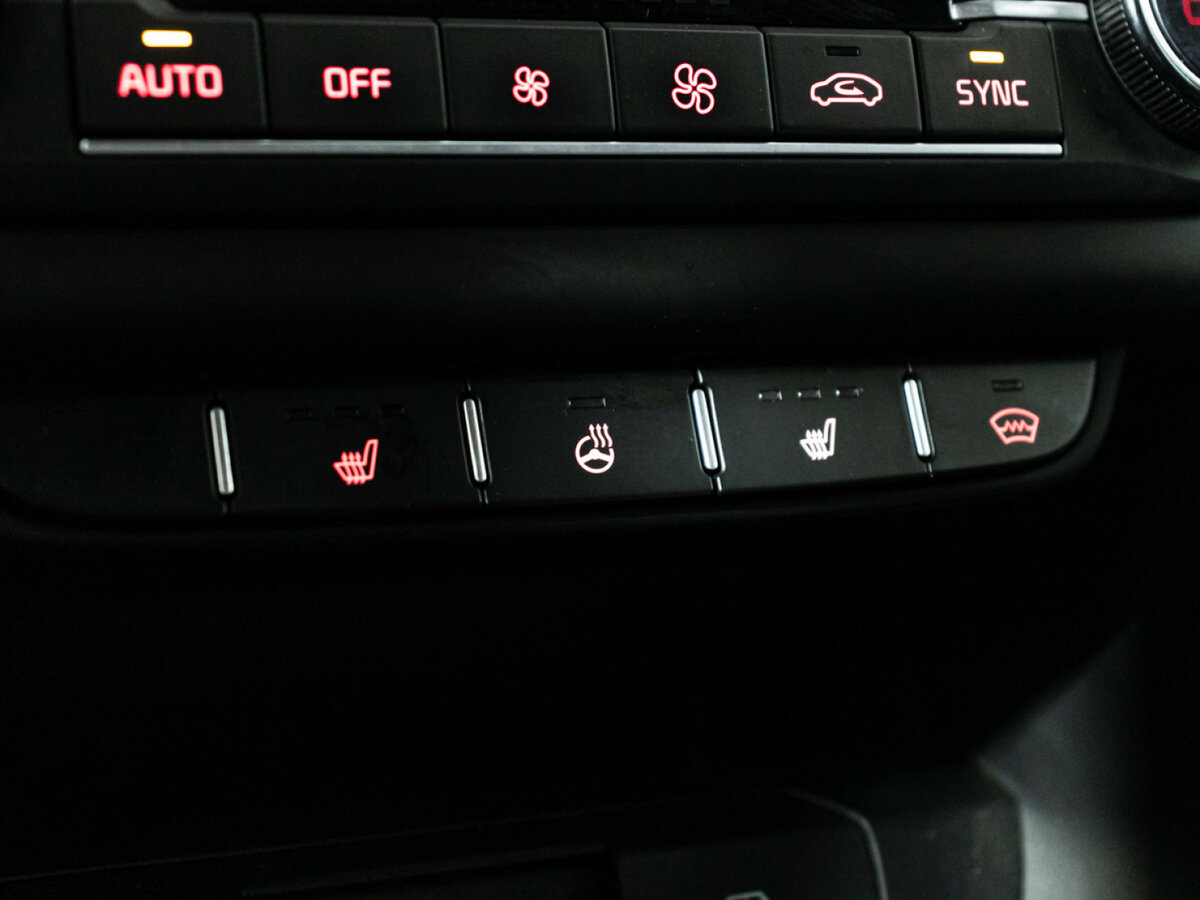 Купить Kia Ceed с пробегом. Фото: #15