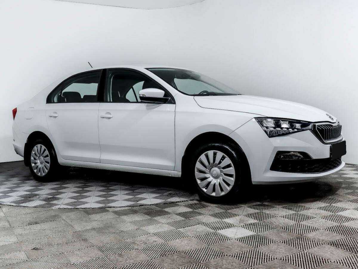 Купить Skoda Rapid с пробегом. Фото: #0