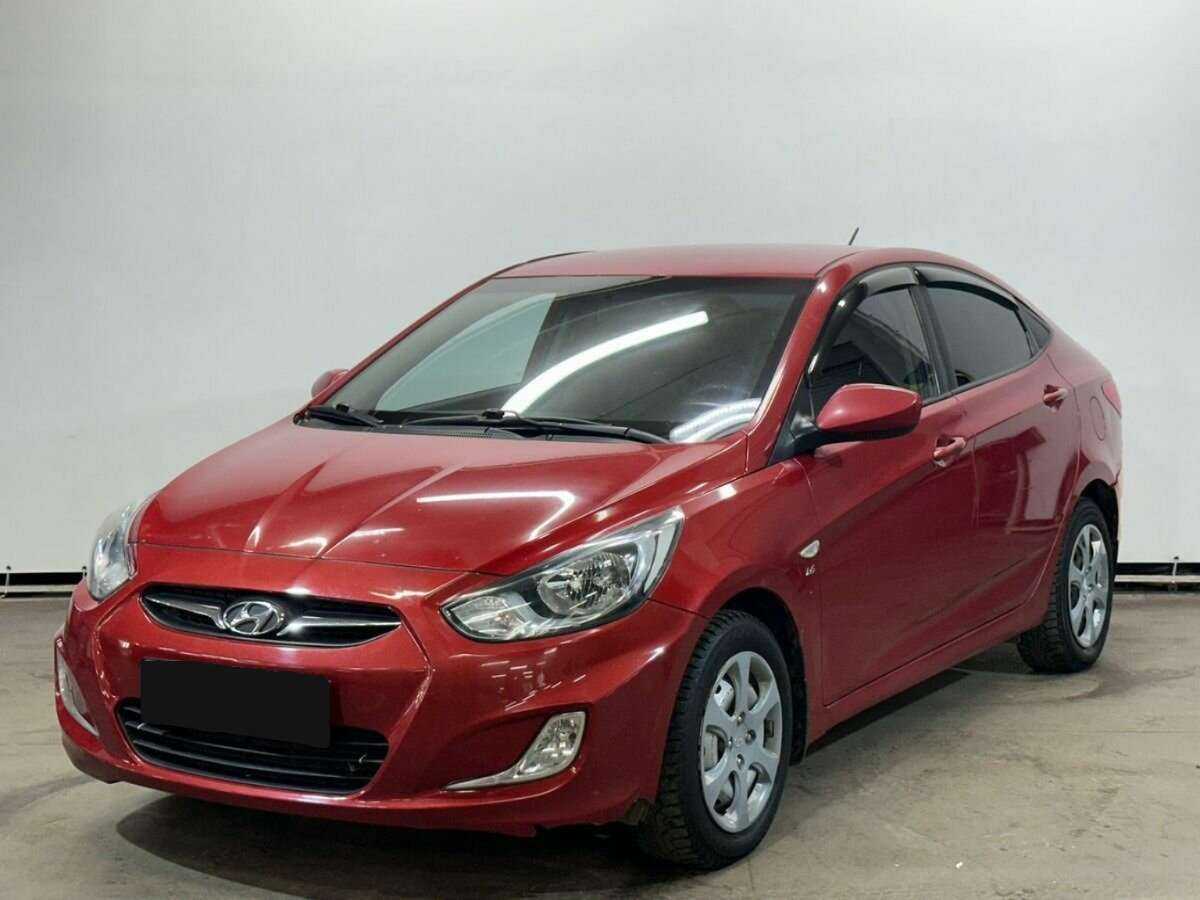 Купить Hyundai Solaris с пробегом. Посмотреть фото