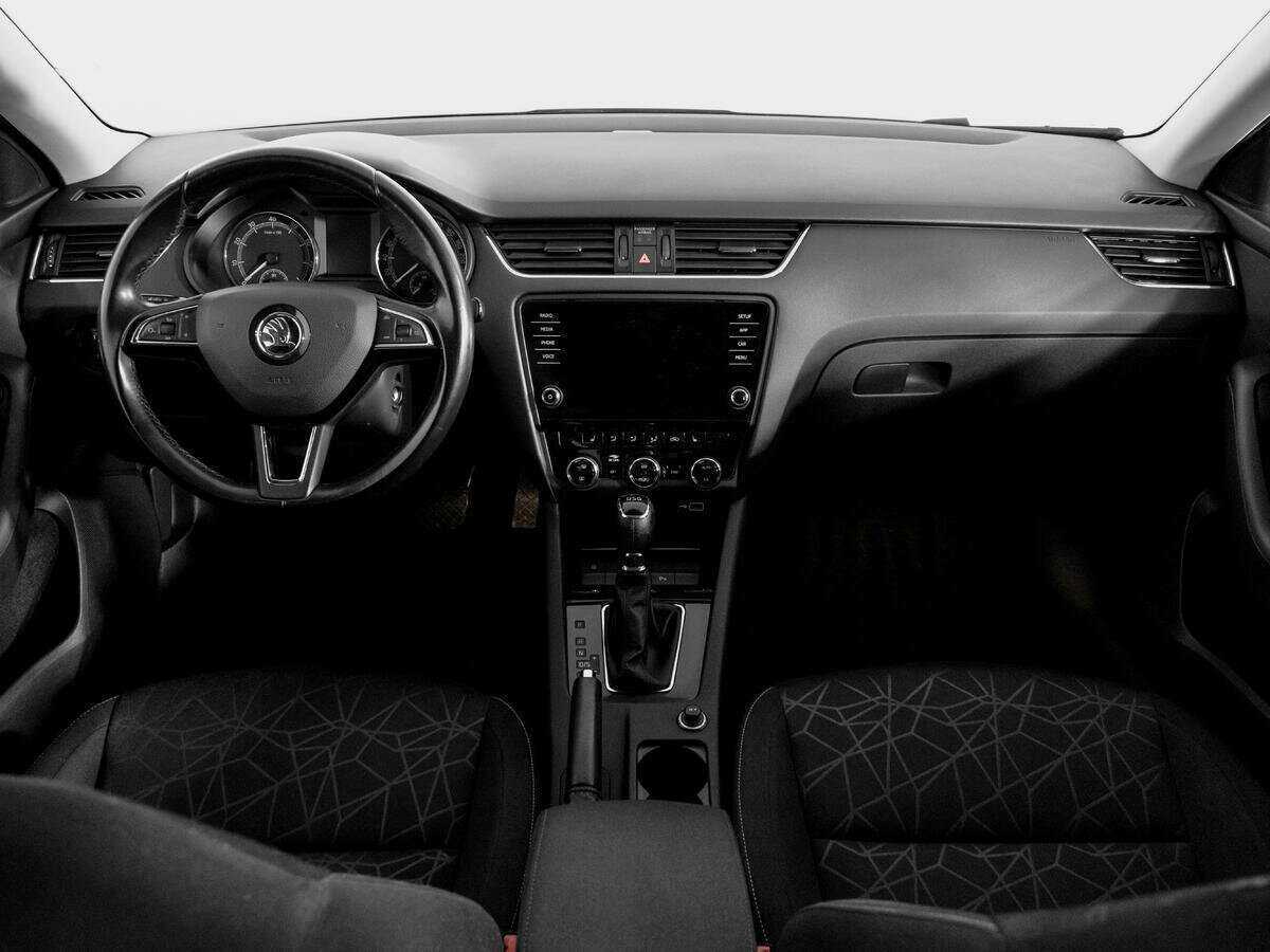 Купить Skoda Octavia с пробегом. Фото: #11