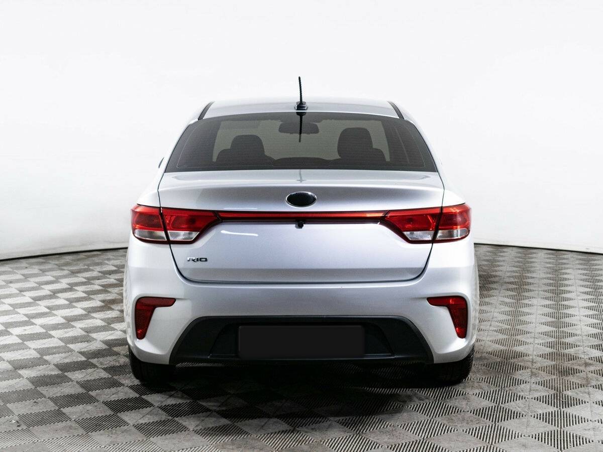 Купить Kia Rio с пробегом. Фото: #5