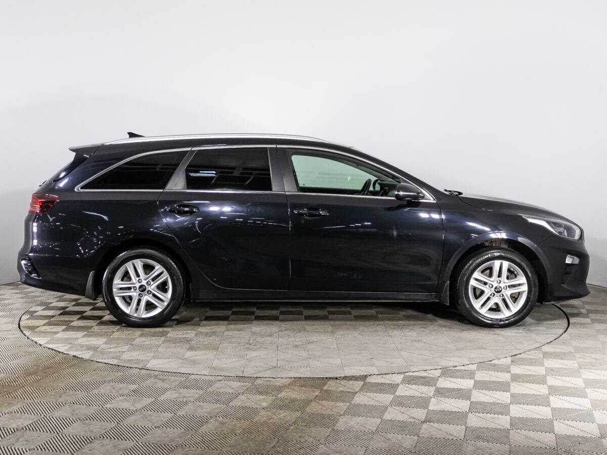 Купить Kia Ceed с пробегом. Фото: #3